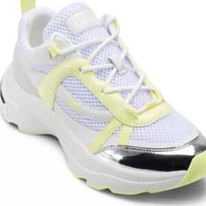 DKNY NWOT Juna Sneaker (Women) -